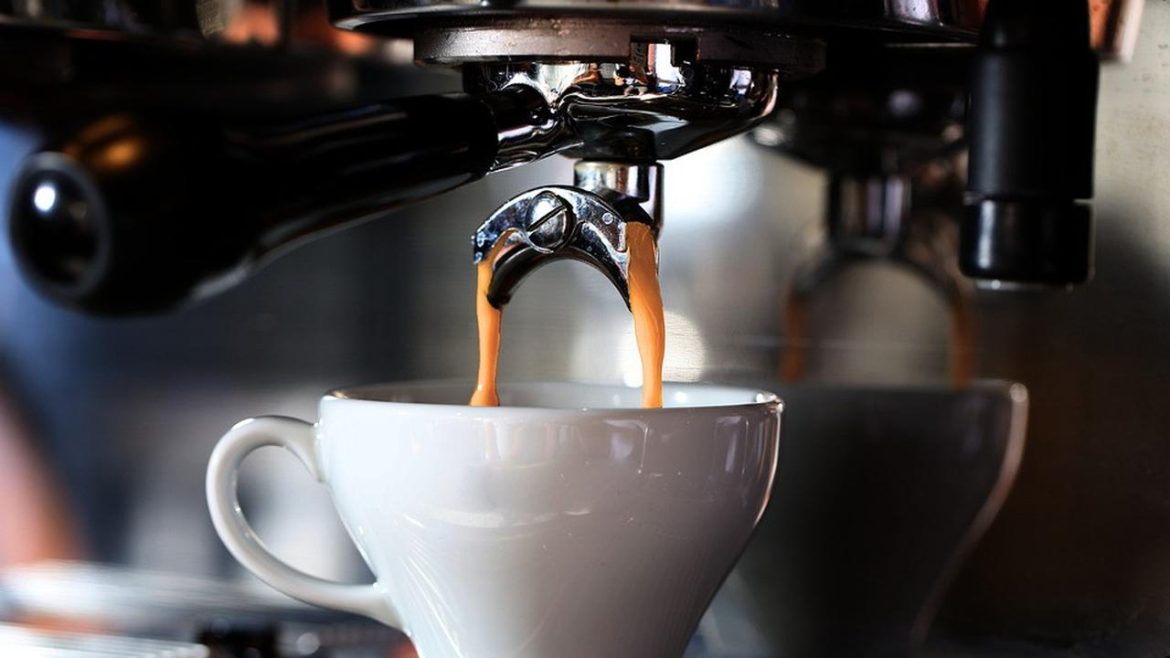 Mesin Kopi Adalah Investasi Penting Pecinta Kopi
